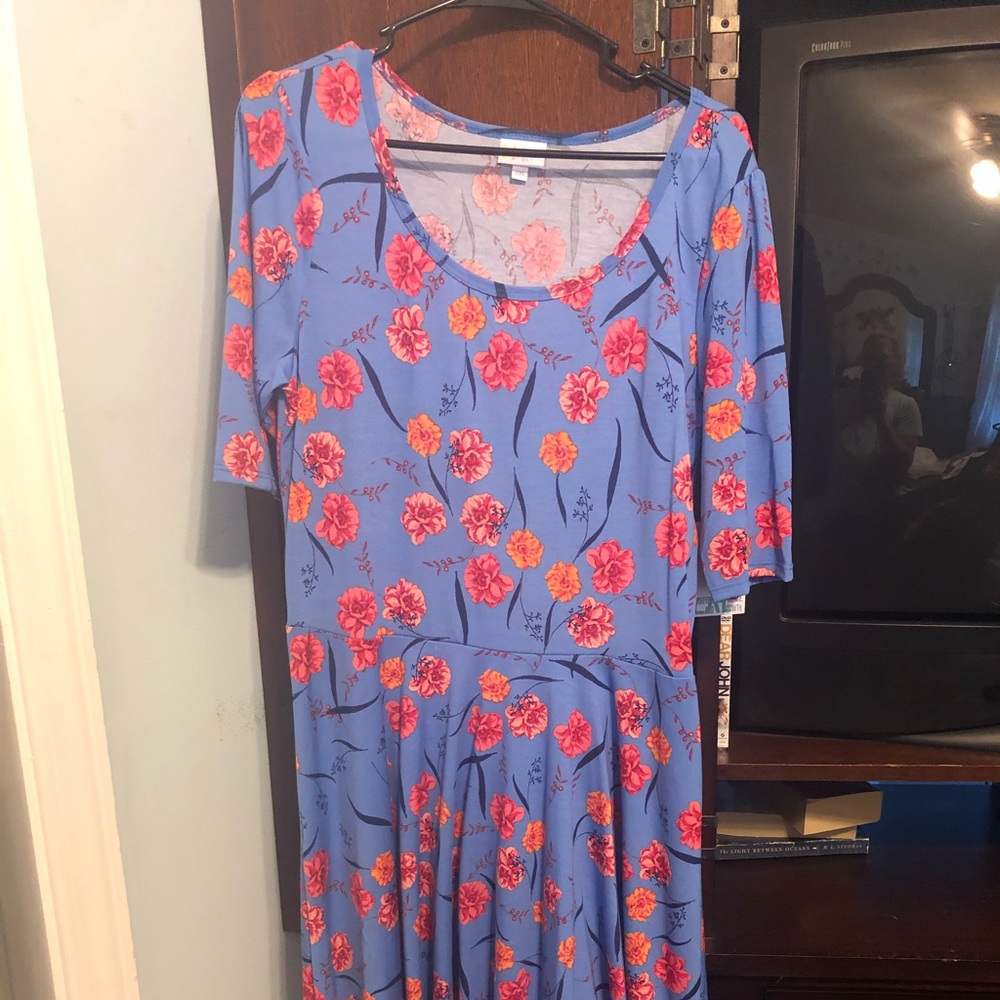 Women’s dress